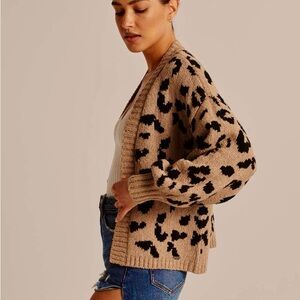 Abercrombie & Fitch Leopard Print
Knit Cardigan